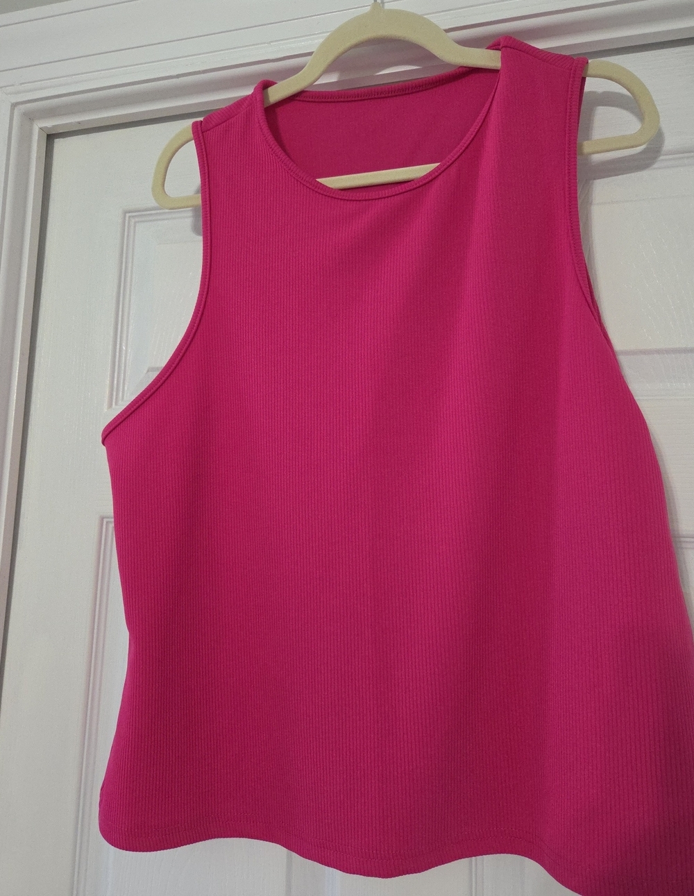 SHEIN Ribbed Crewneck Tank Top - Fuchsia Pink